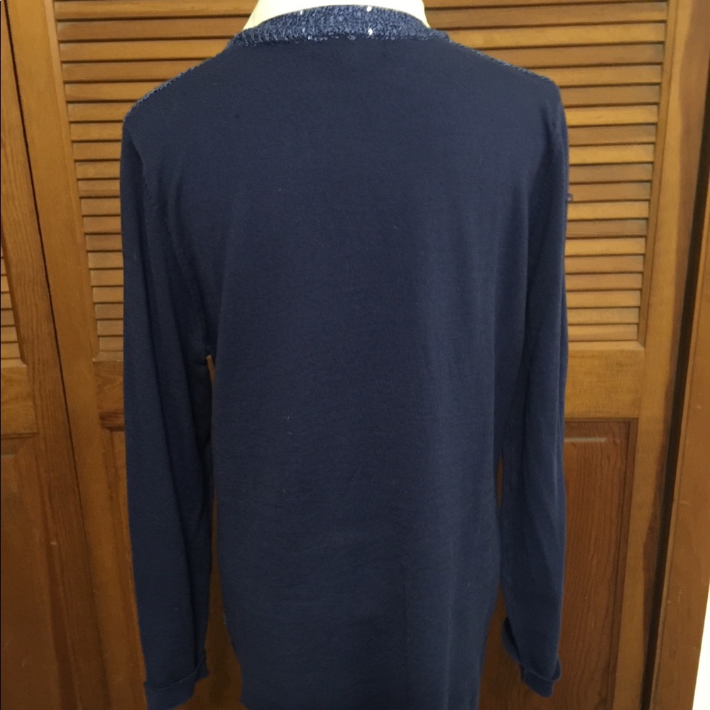 Sweater - Picture 2 of 2